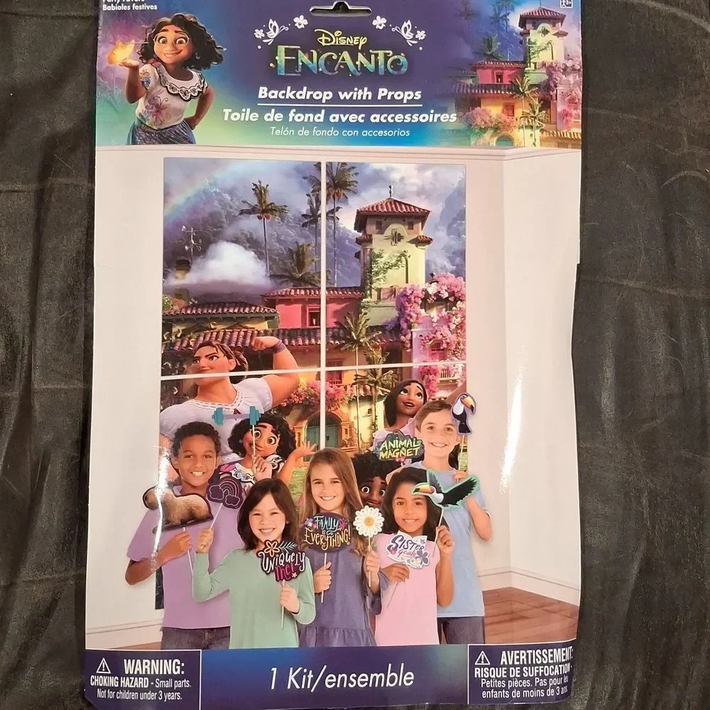 DISNEY ENCANTO BIRTHDAY PARTY DECORATIONS KIT